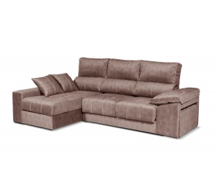 Chaiselongue con asientos deslizantes y cabezales reclinables.